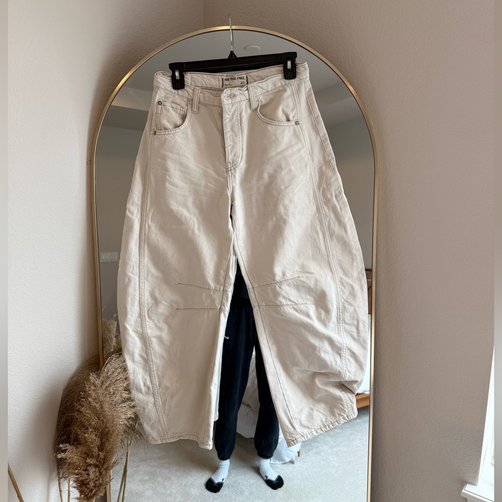 Free People Barrel Jean size 25